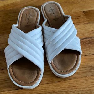 Mila Paoli white leather sandals